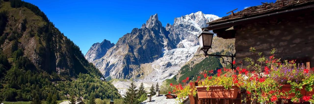 Apartment "La Maison Des Guides" Courmayeur Exterior foto